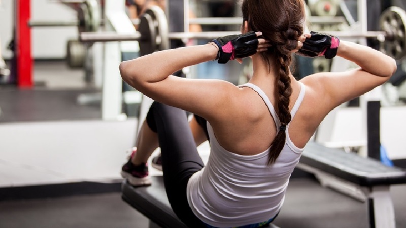 Cách phòng ngừa đau lưng khi tập gym