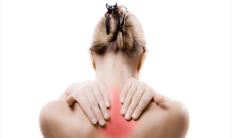 Triệu chứng của đau lưng trên