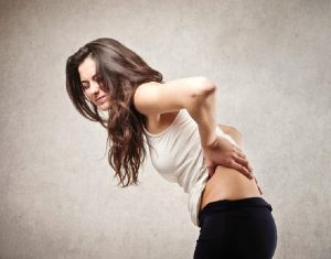 đau thắt lưng ở phụ nữ